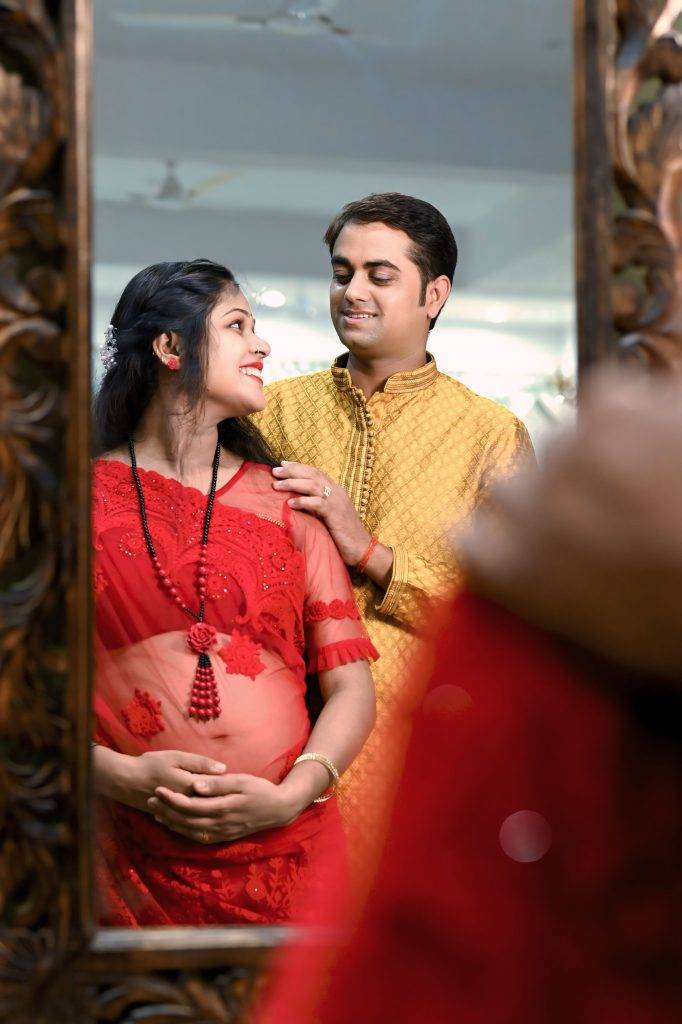 maternity photoshoot in prayagraj